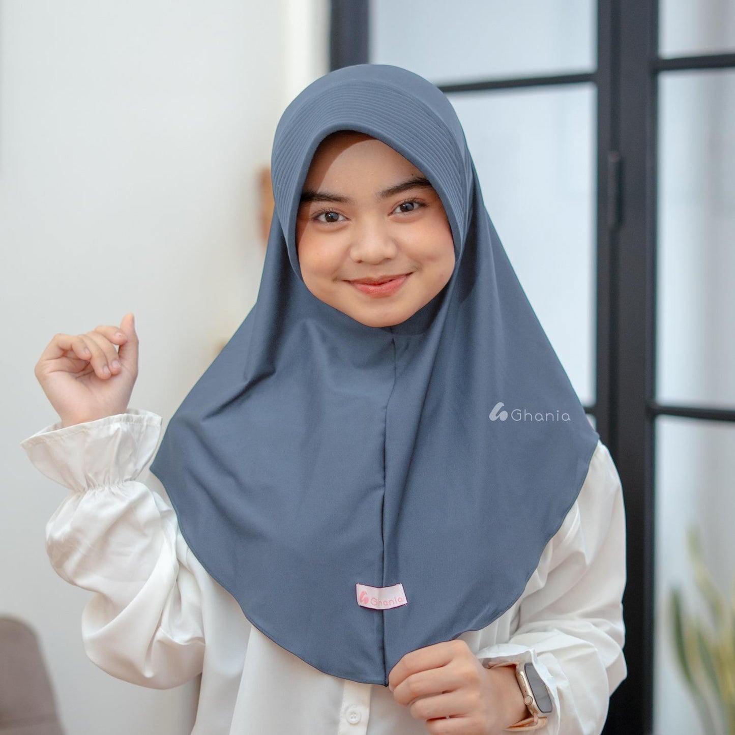hiGhania - Bergo Oval Cassandra Series size S