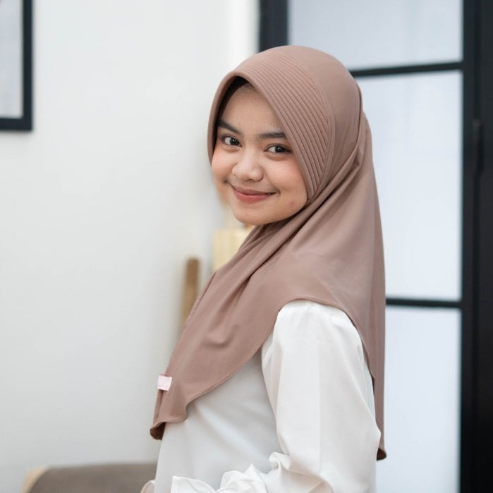 hiGhania - Bergo Oval Cassandra Series size S